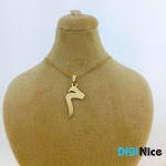 آویز گردنبند طلا 18 عیار طرح م (کد DN-P0066)