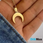 گردنبند طلا 18 عیار طرح ماه