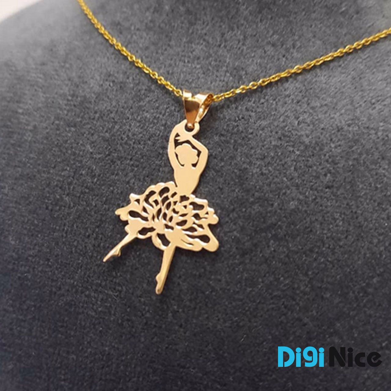 آویز گردنبند طلا 18 عیار طرح بالرین