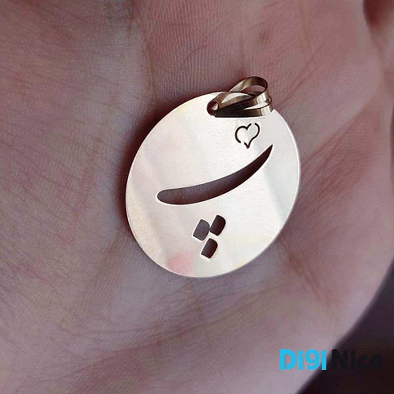 آویز گردنبند طلا 18 عیار طرح پ