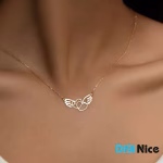گردنبند طلا 18 عیار طرح قلب و بال