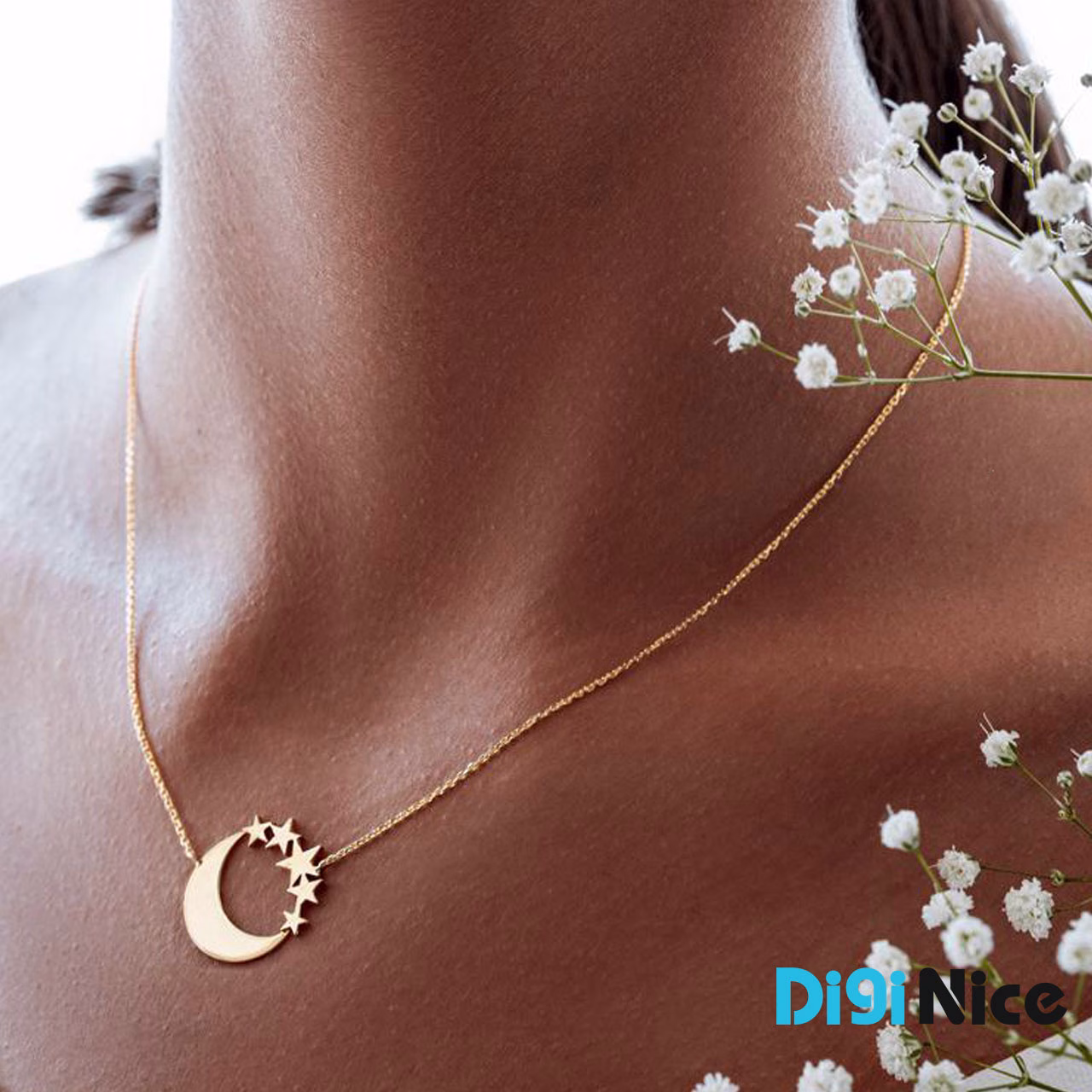 گردنبند طلا 18 عیار طرح ماه و ستاره
