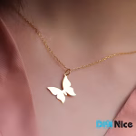 گردنبند طلا 18 عیار طرح پروانه
