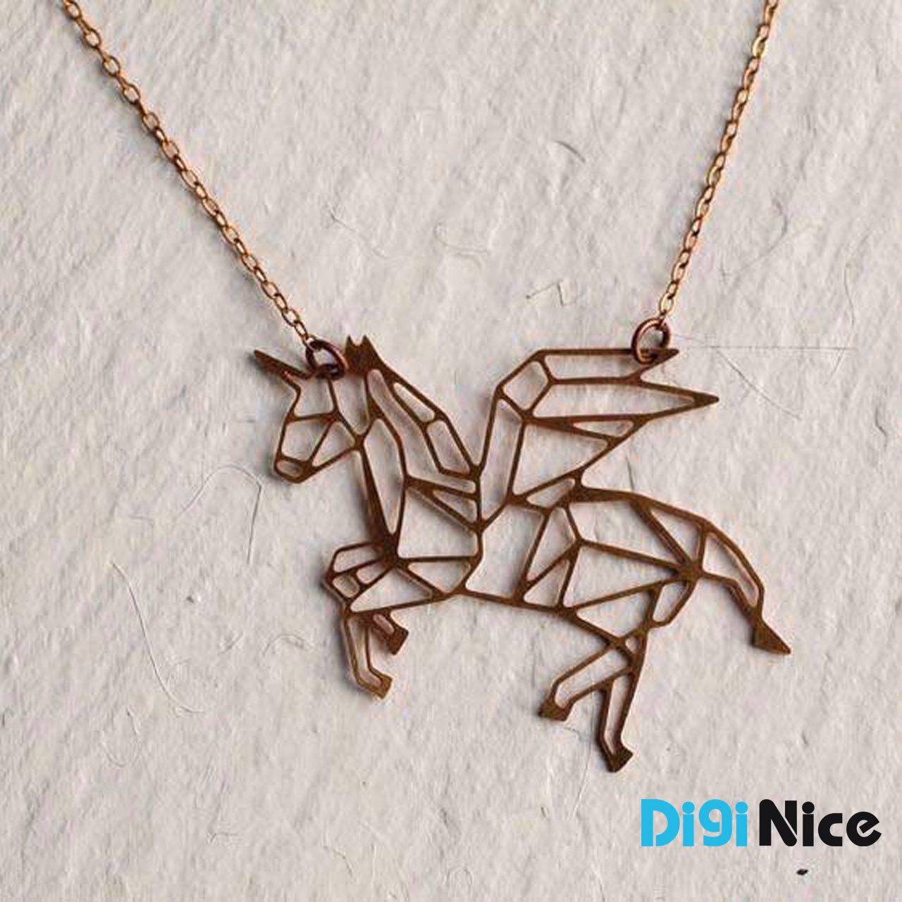 گردنبند طلا 18 عیار طرح اسب تک شاخ